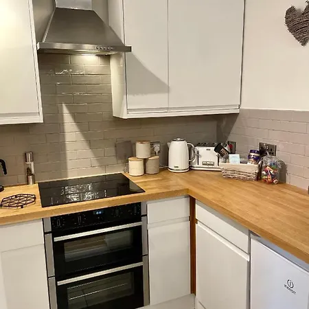 Pottery Gate, Semesterbostad