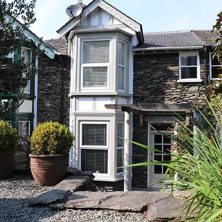 Pottery Gate, Holiday home *