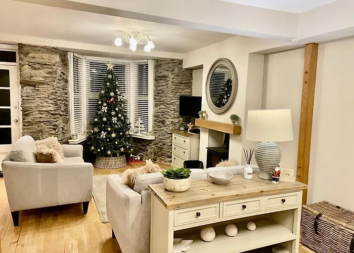 Pottery Gate, Holiday home